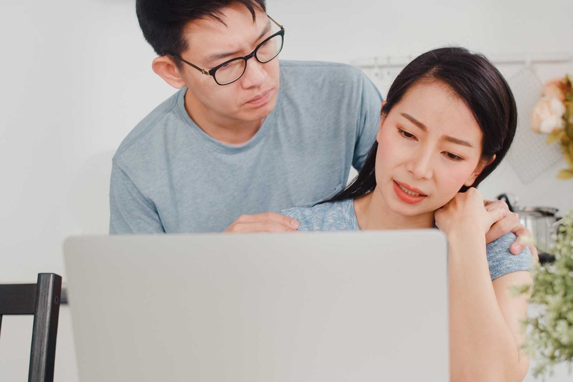 Suami Minta Istri Berhenti Bekerja